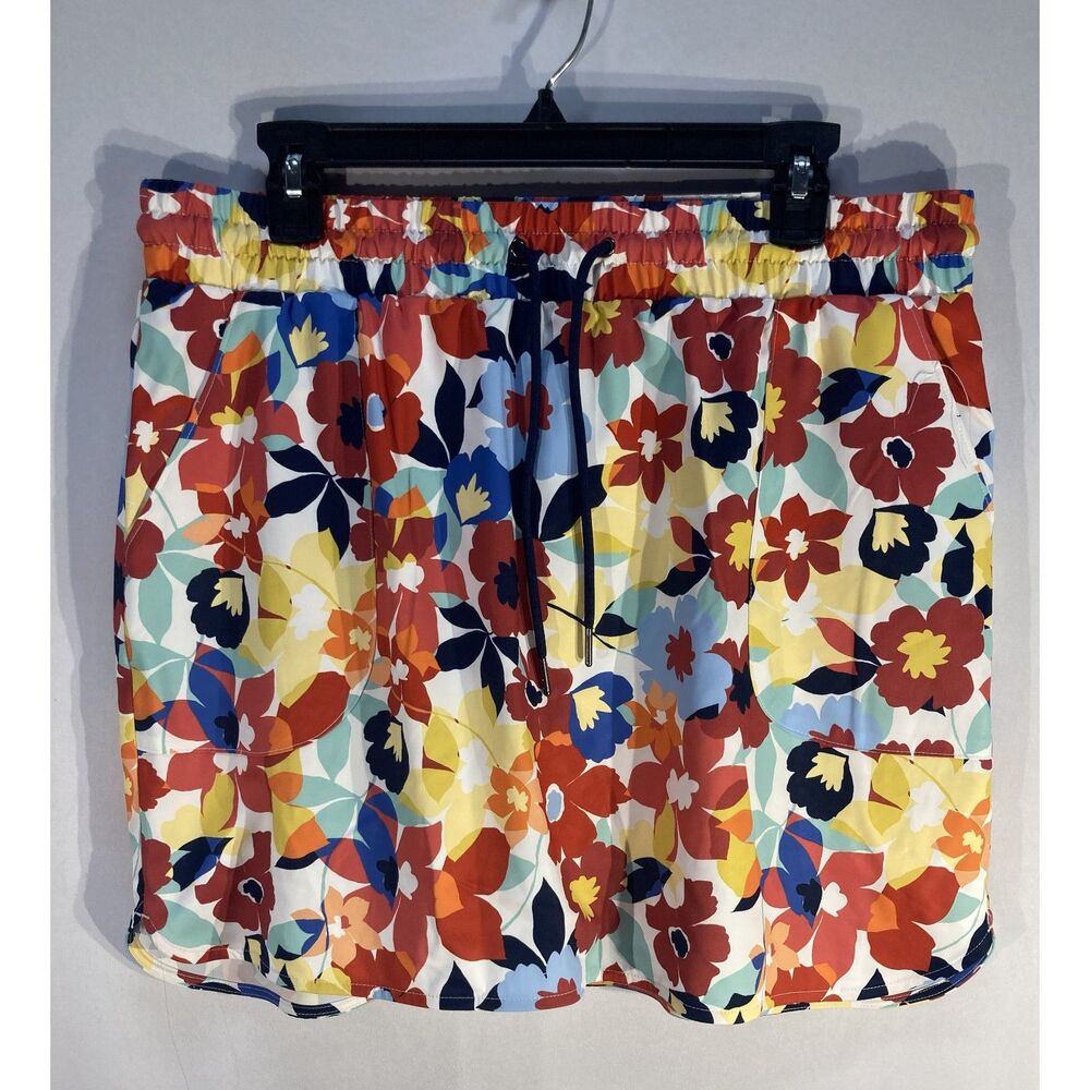 St. John's Bay Floral Active Skort Size L NWT Mid Rise Short Sporty Tennis